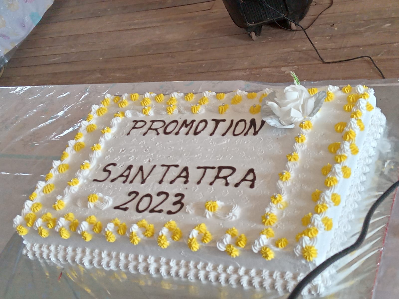 le gateau de la promotion Santatra