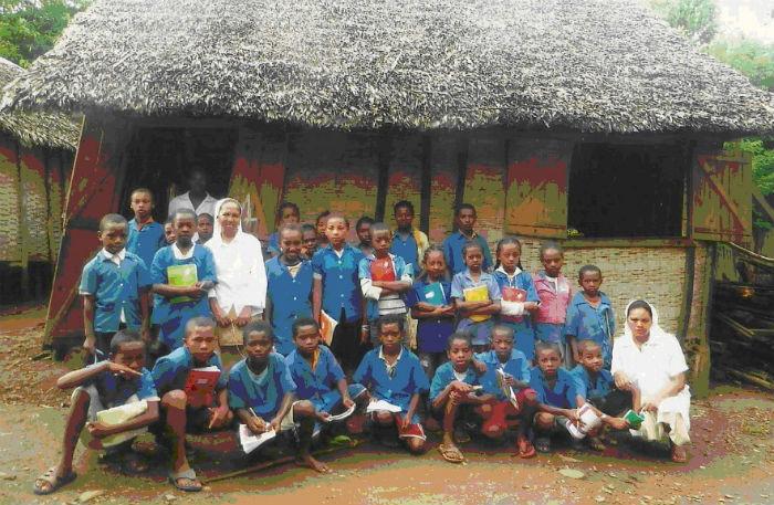 Classe de 7ème de l`école Lucia dos Santos à Mahambo