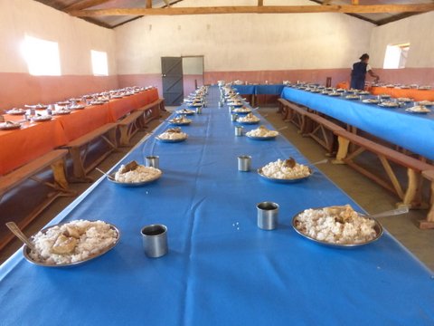 Nouvelle cantine d`Ambinanindrano : prête pour le service